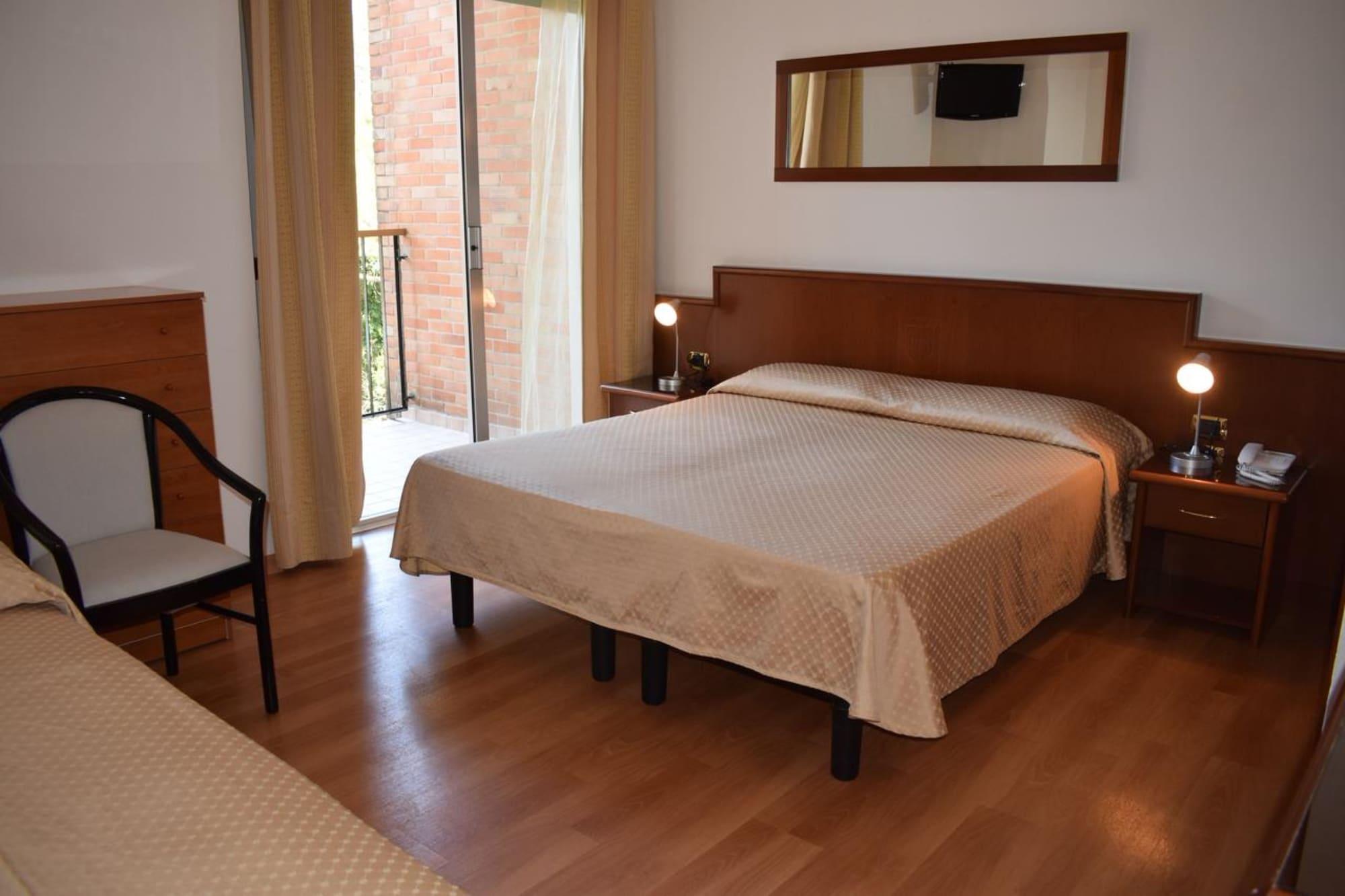Hotel Beau Rivage Pineta Lido di Jesolo Exterior photo