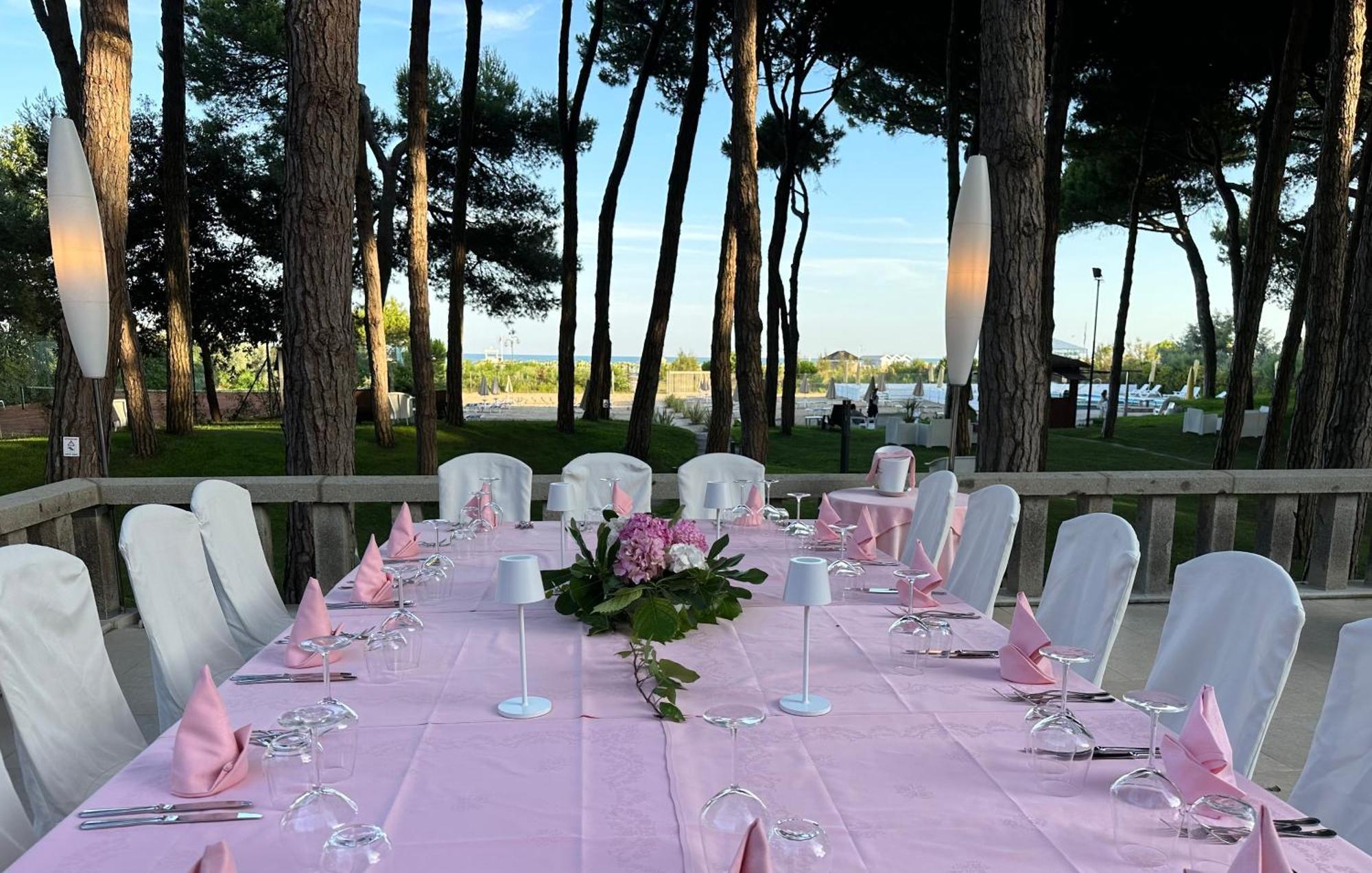 Hotel Beau Rivage Pineta Lido di Jesolo Exterior photo