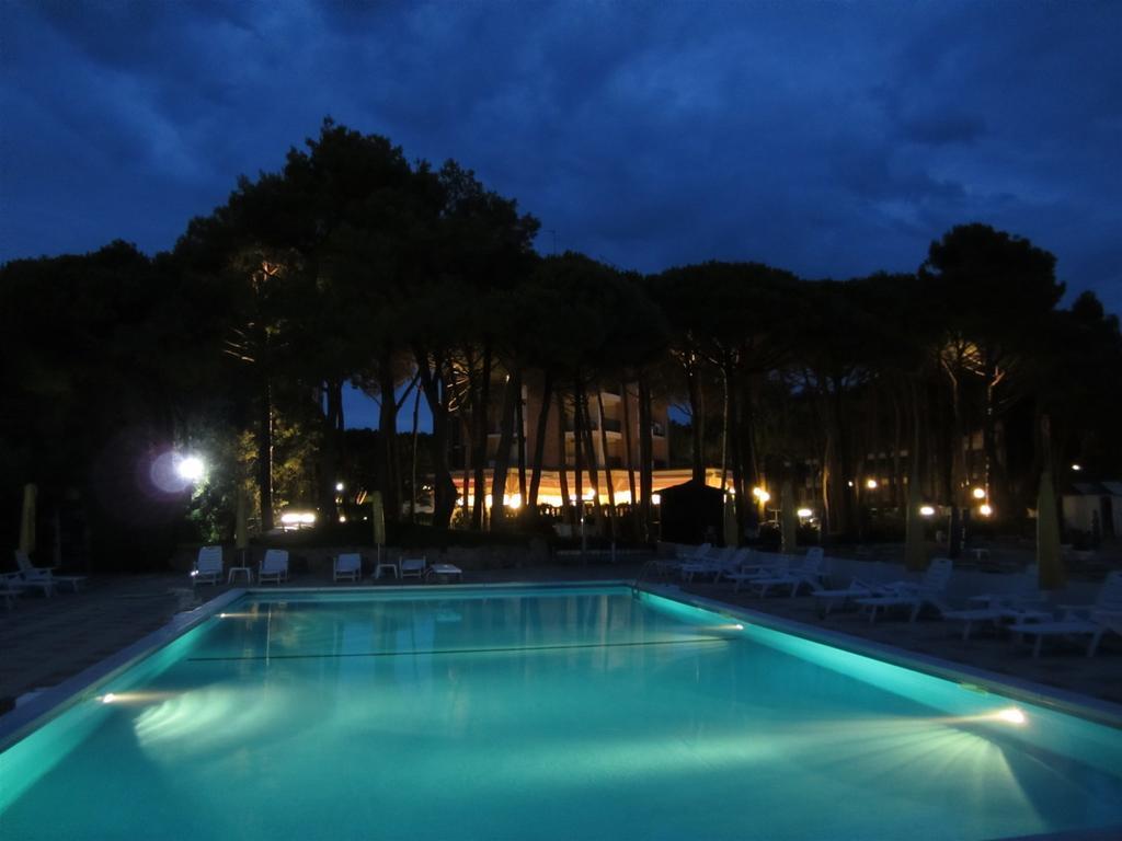 Hotel Beau Rivage Pineta Lido di Jesolo Exterior photo