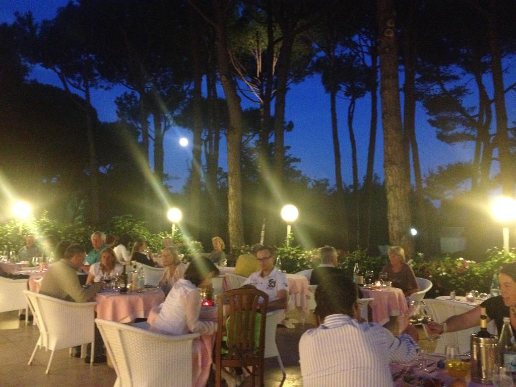 Hotel Beau Rivage Pineta Lido di Jesolo Exterior photo